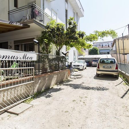 Hotel Domus Mea กัตตอลิกา ภายนอก รูปภาพ