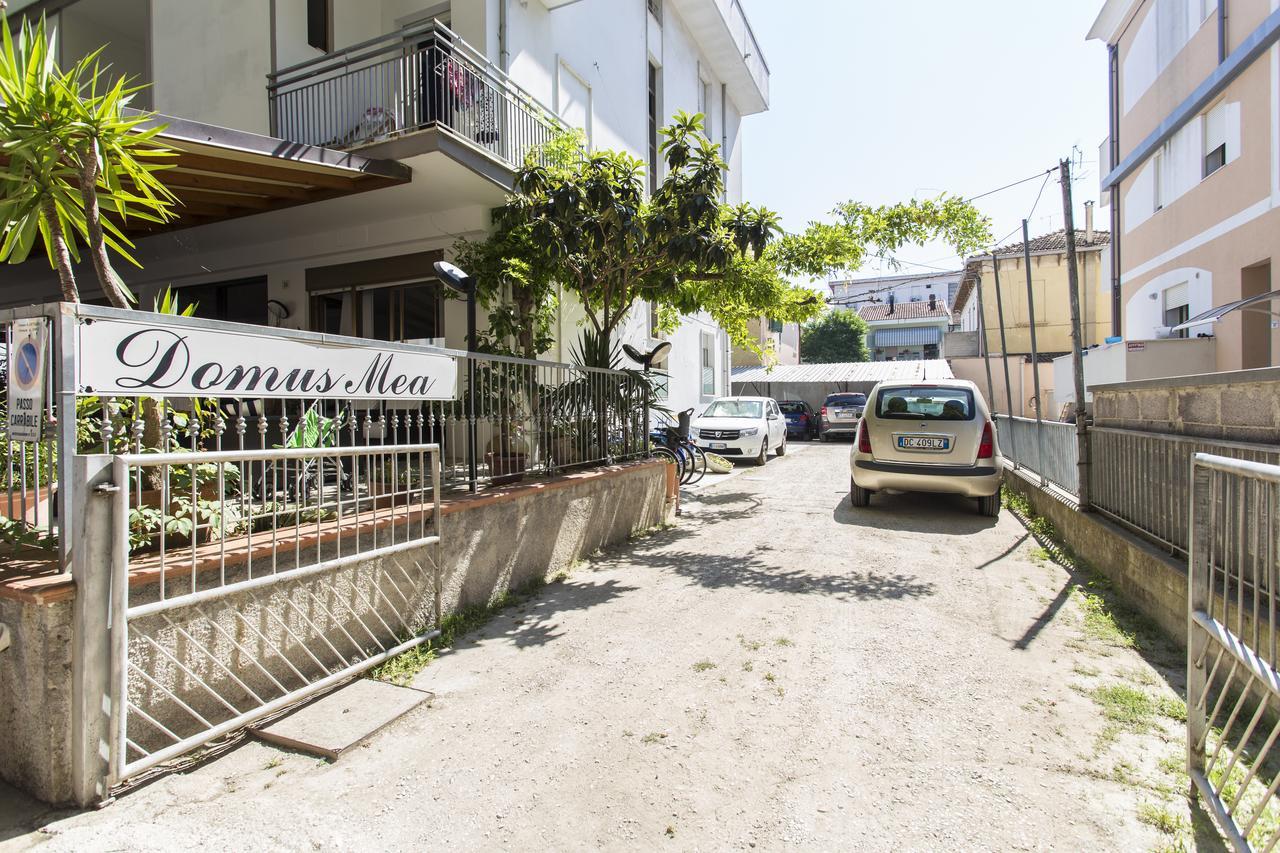 Hotel Domus Mea กัตตอลิกา ภายนอก รูปภาพ