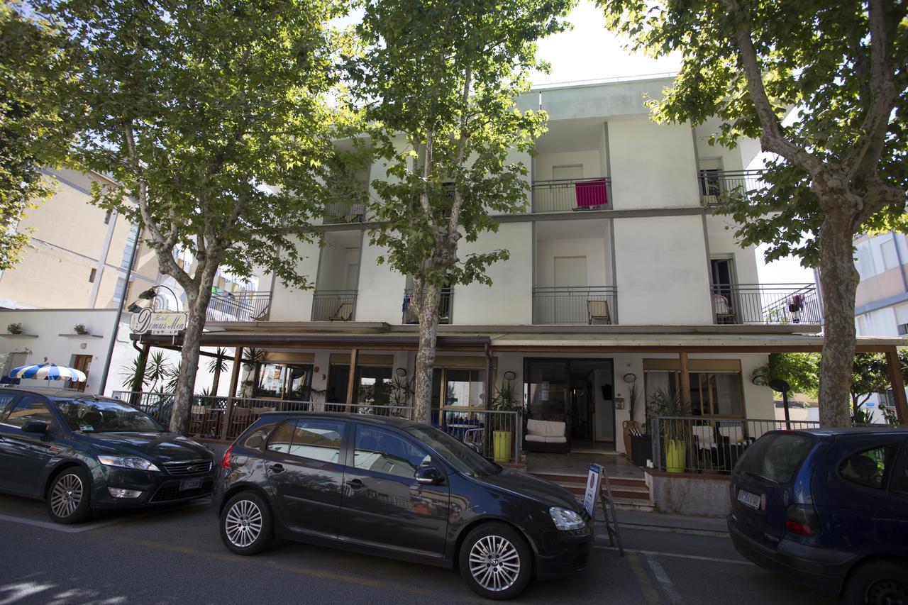 Hotel Domus Mea กัตตอลิกา ภายนอก รูปภาพ