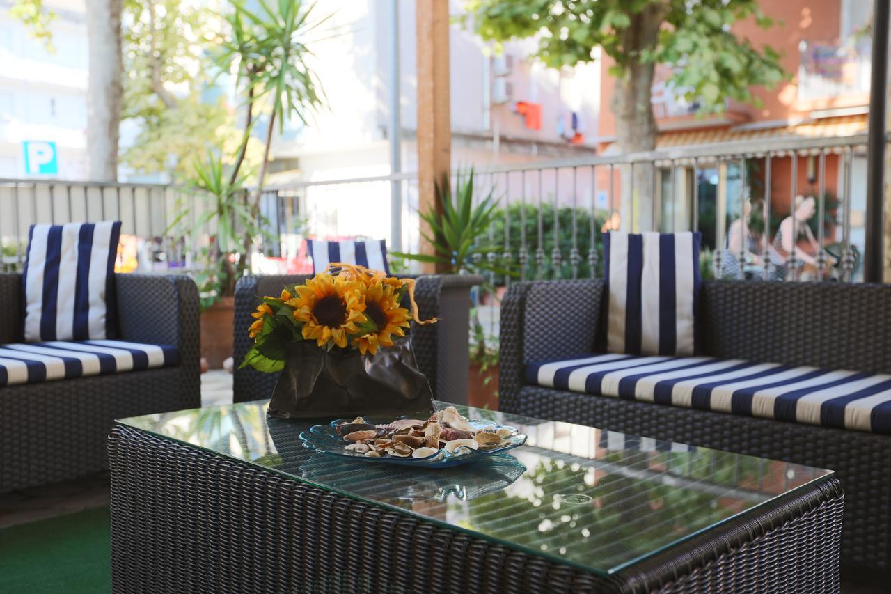 Hotel Domus Mea กัตตอลิกา ภายนอก รูปภาพ