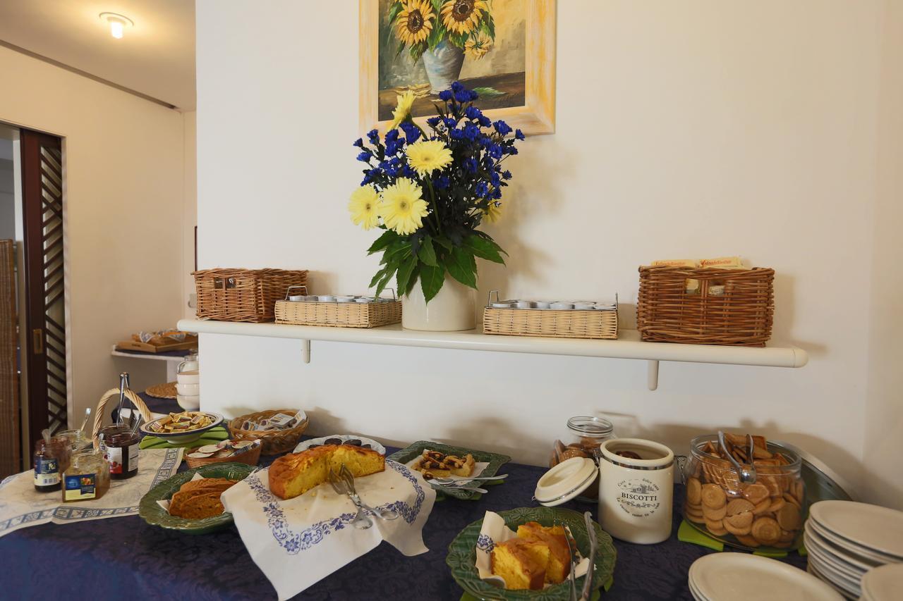 Hotel Domus Mea กัตตอลิกา ภายนอก รูปภาพ