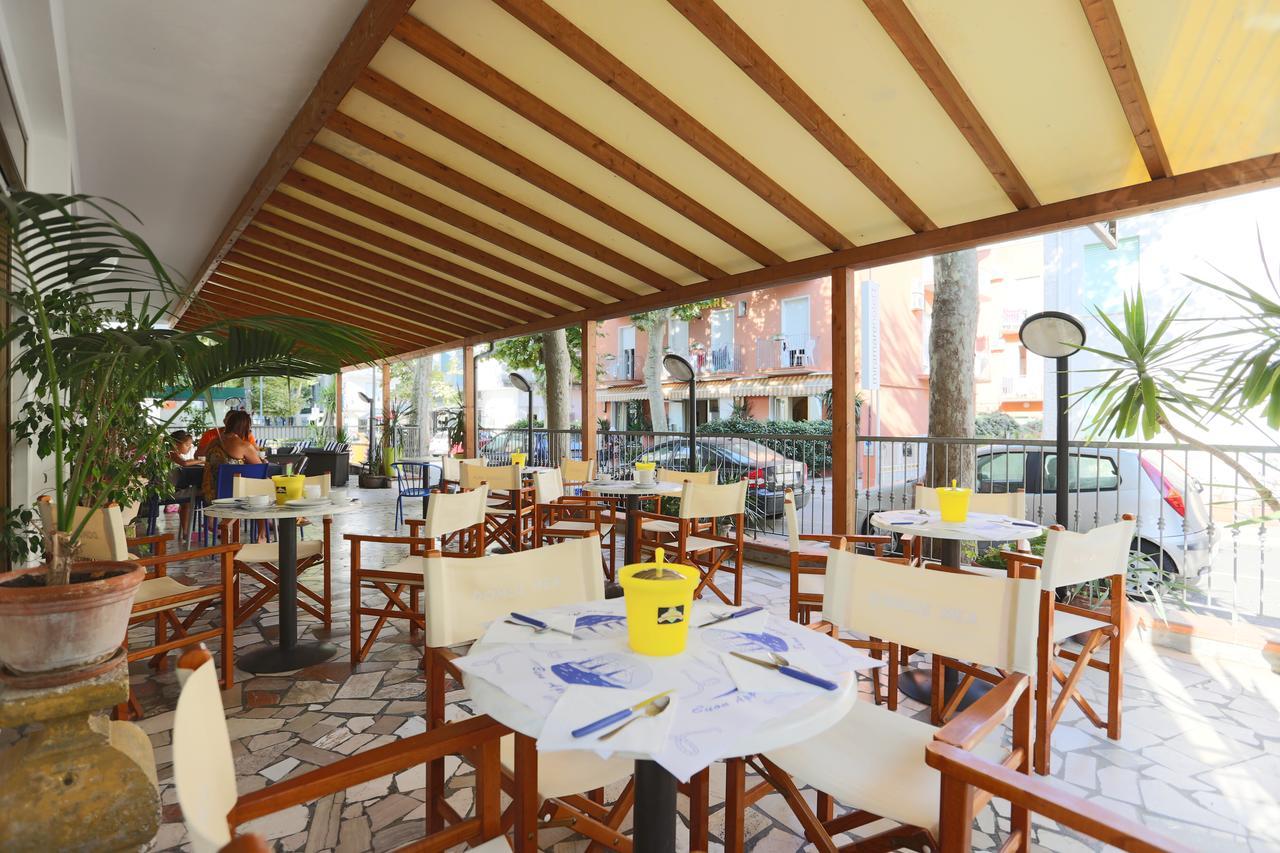 Hotel Domus Mea กัตตอลิกา ภายนอก รูปภาพ
